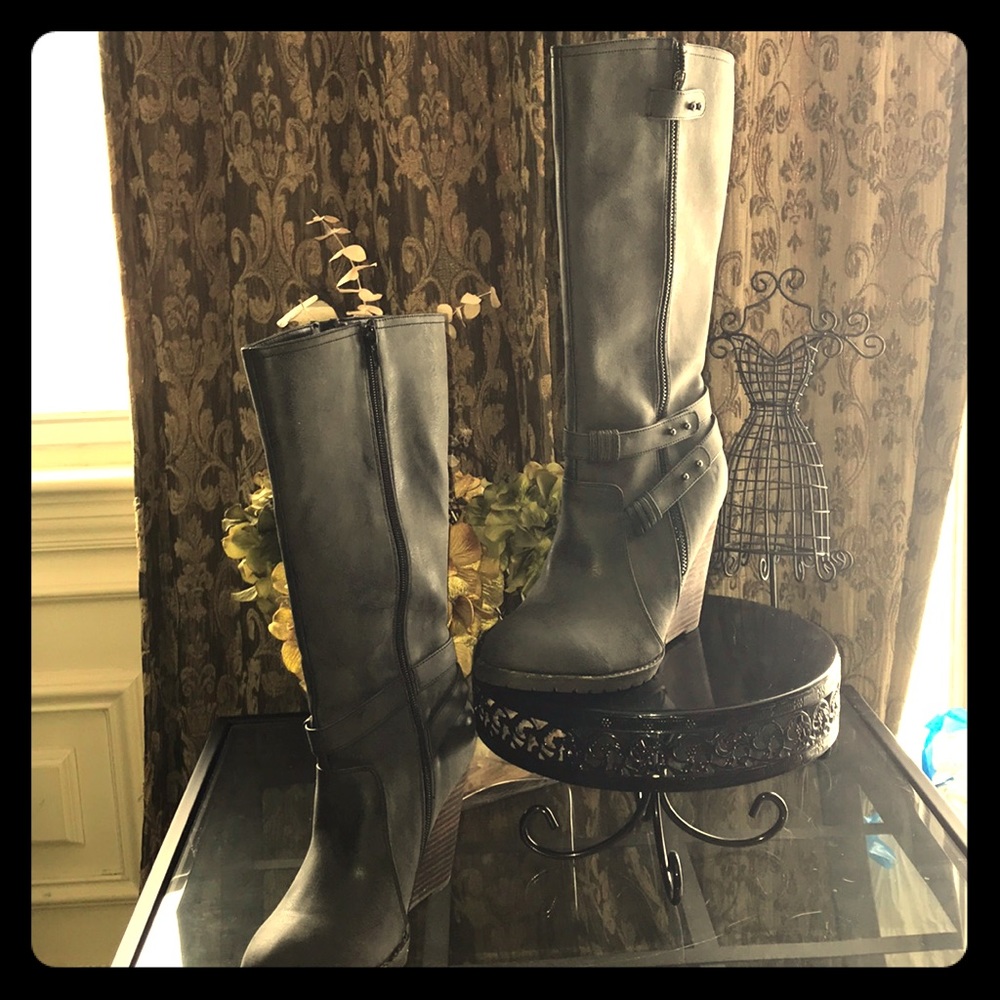 👢 Boots